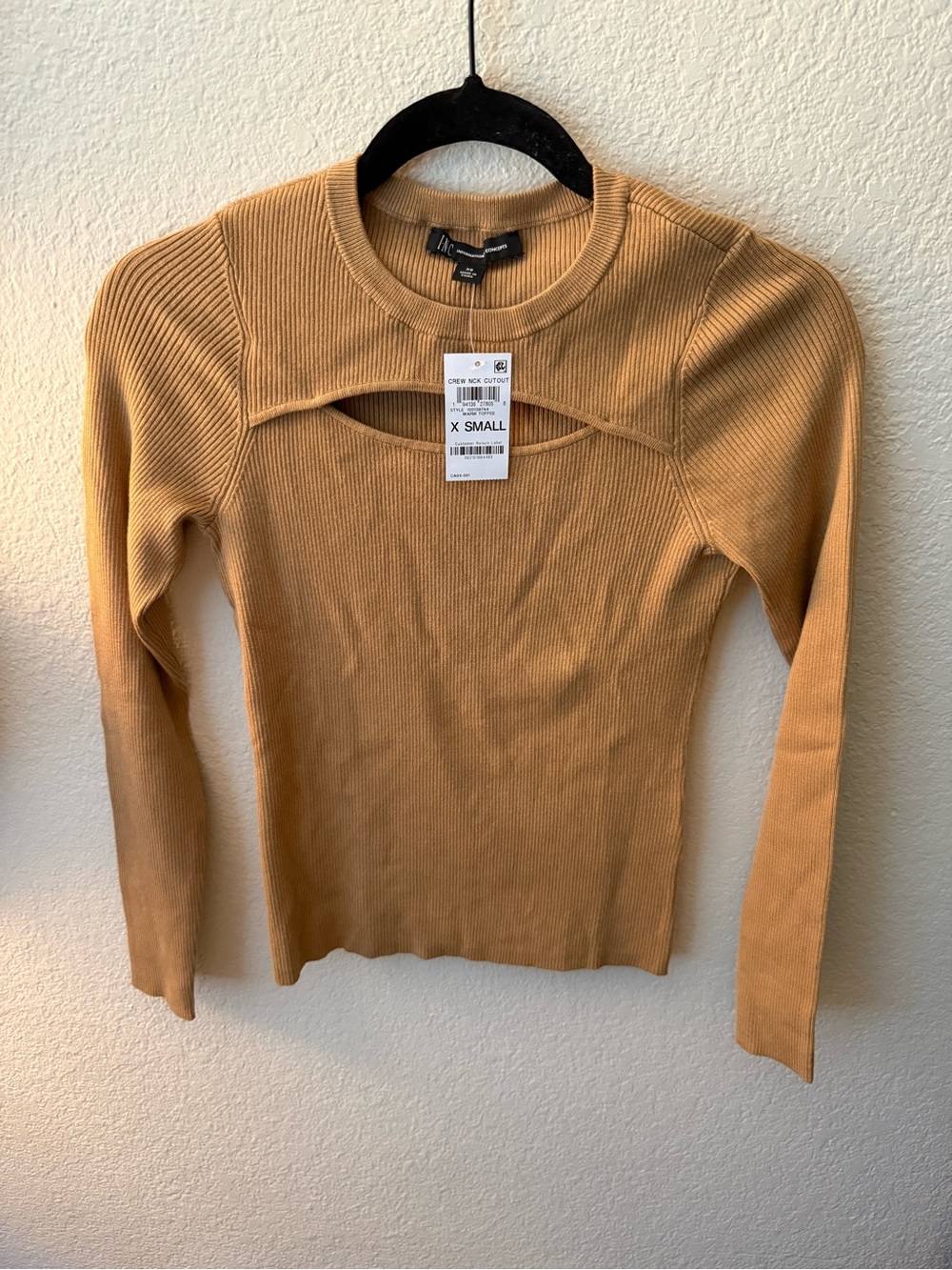 Ribbed Cutout Crewneck Top - Tan